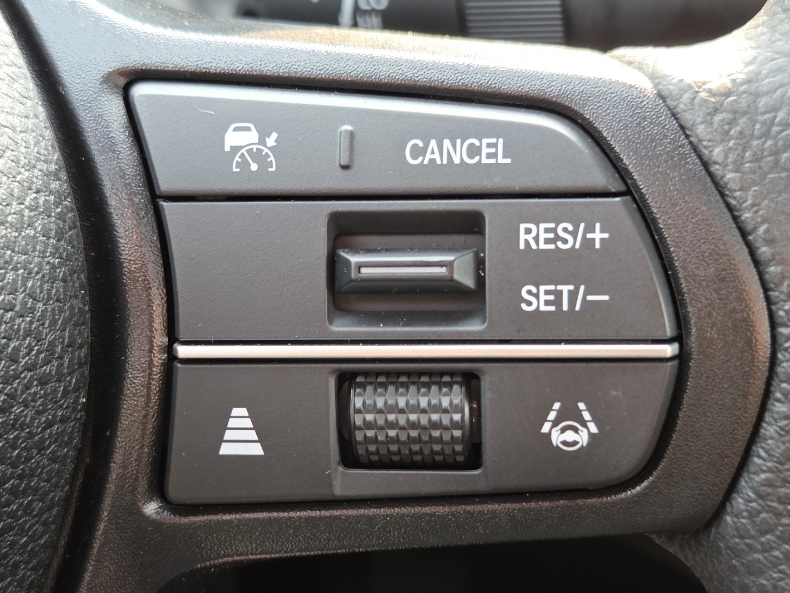 Used 2025 Honda Accord SE image 10