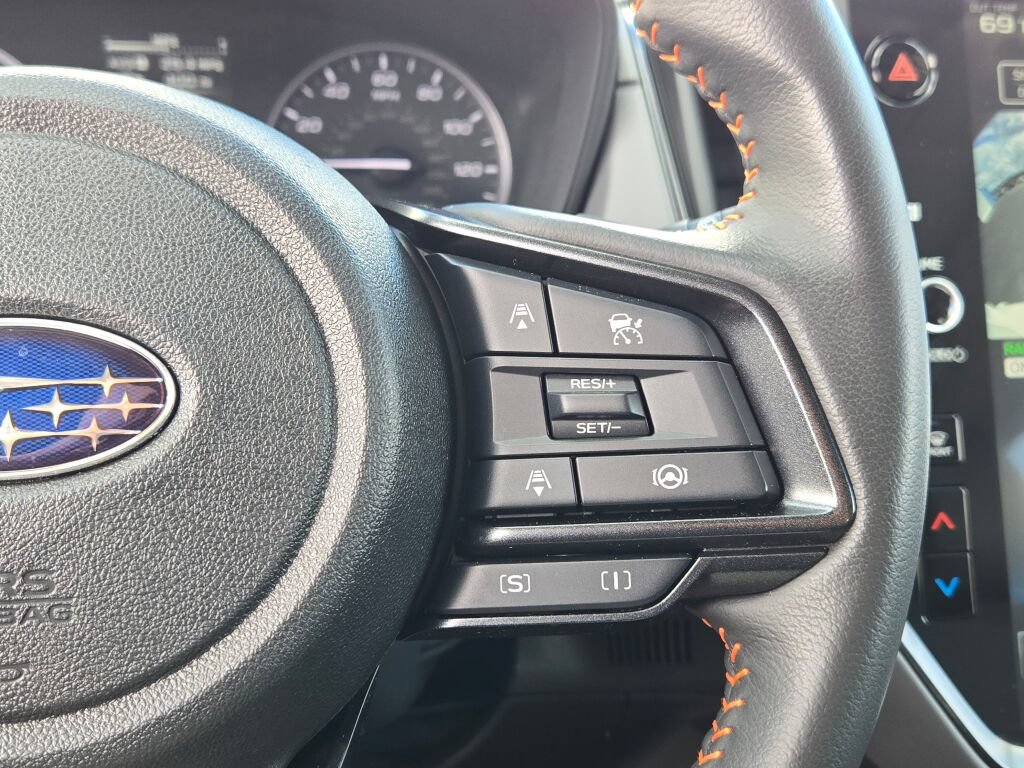 Certified 2024 Subaru Crosstrek 2.5i Limited w/ Crosstrek Mirror Package AWD/4WD image 32