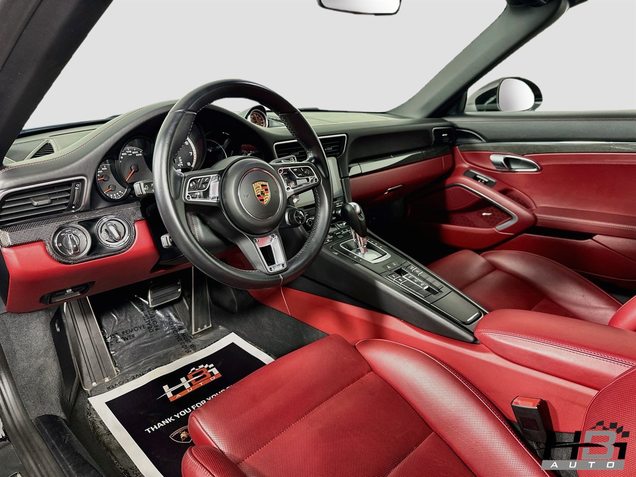 Used 2019 Porsche 911 Turbo AWD/4WD image 9