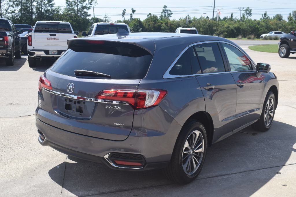 Used 2017 Acura RDX w/ Advance Package AWD/4WD image 4
