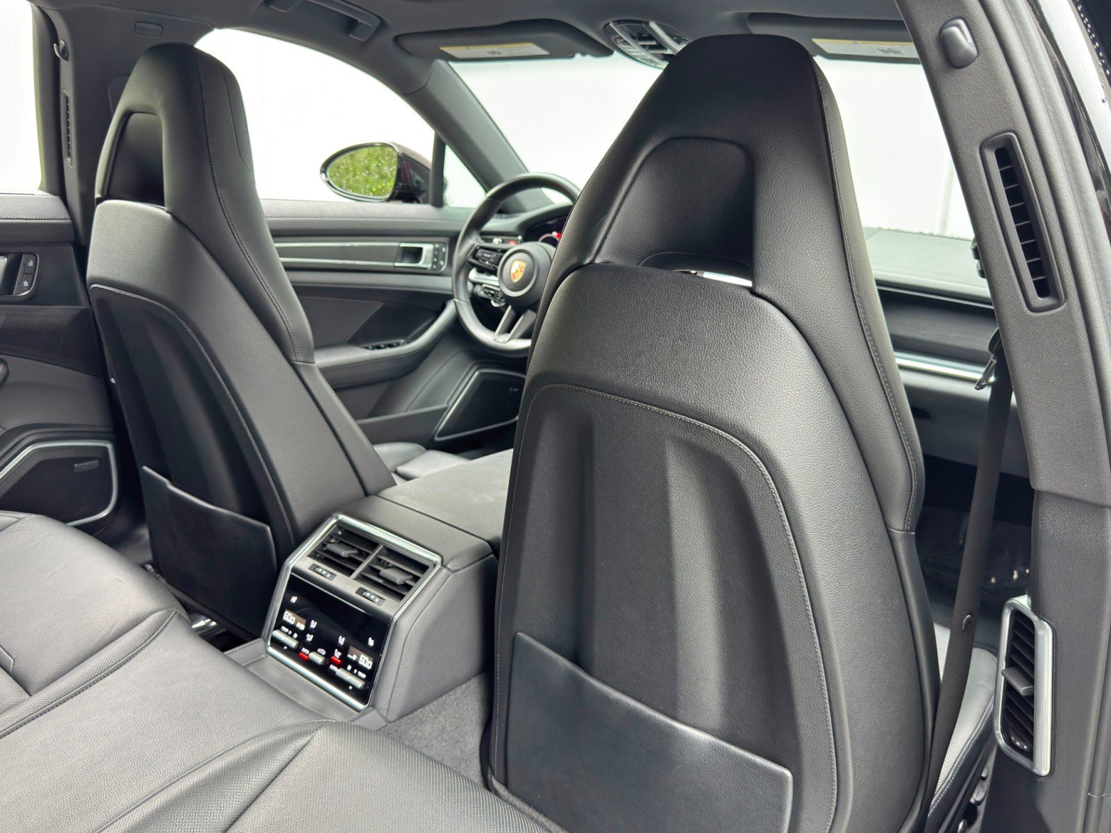 Used 2023 Porsche Panamera Platinum Edition RWD image 35