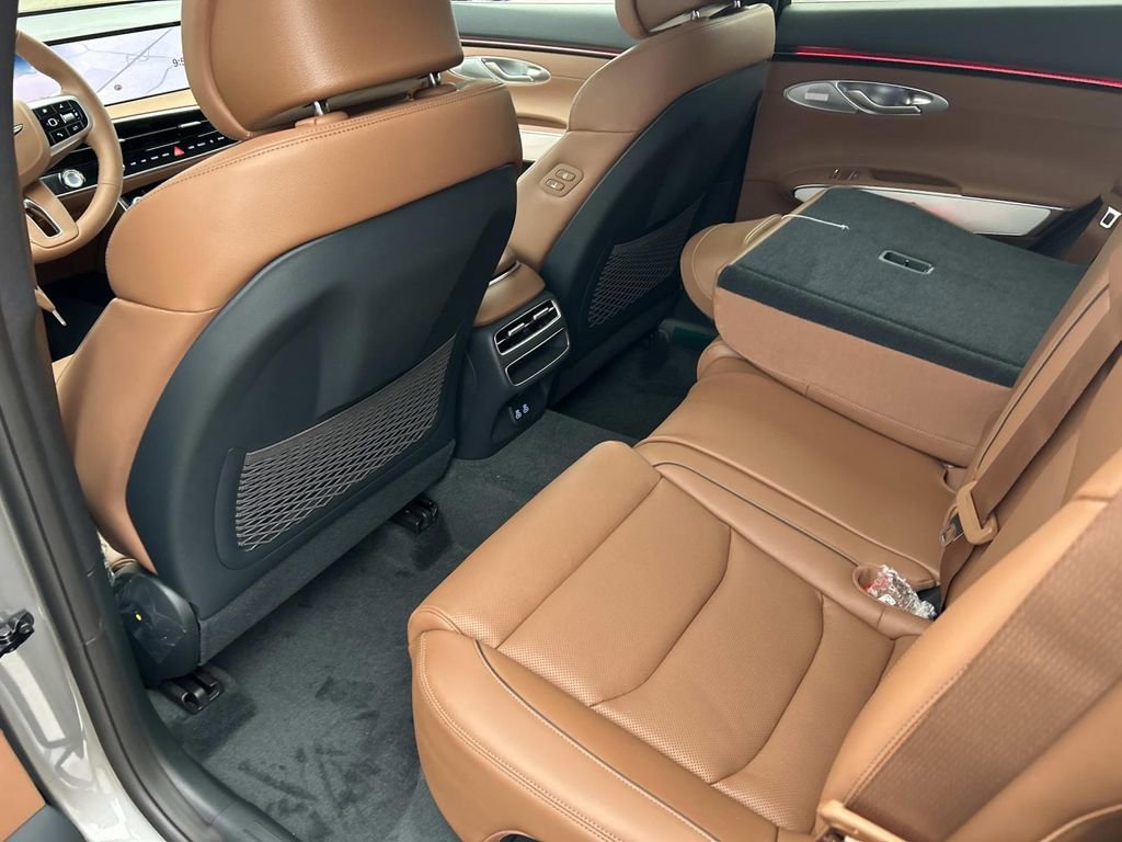 New 2026 Genesis GV70 2.5T Advanced image 20