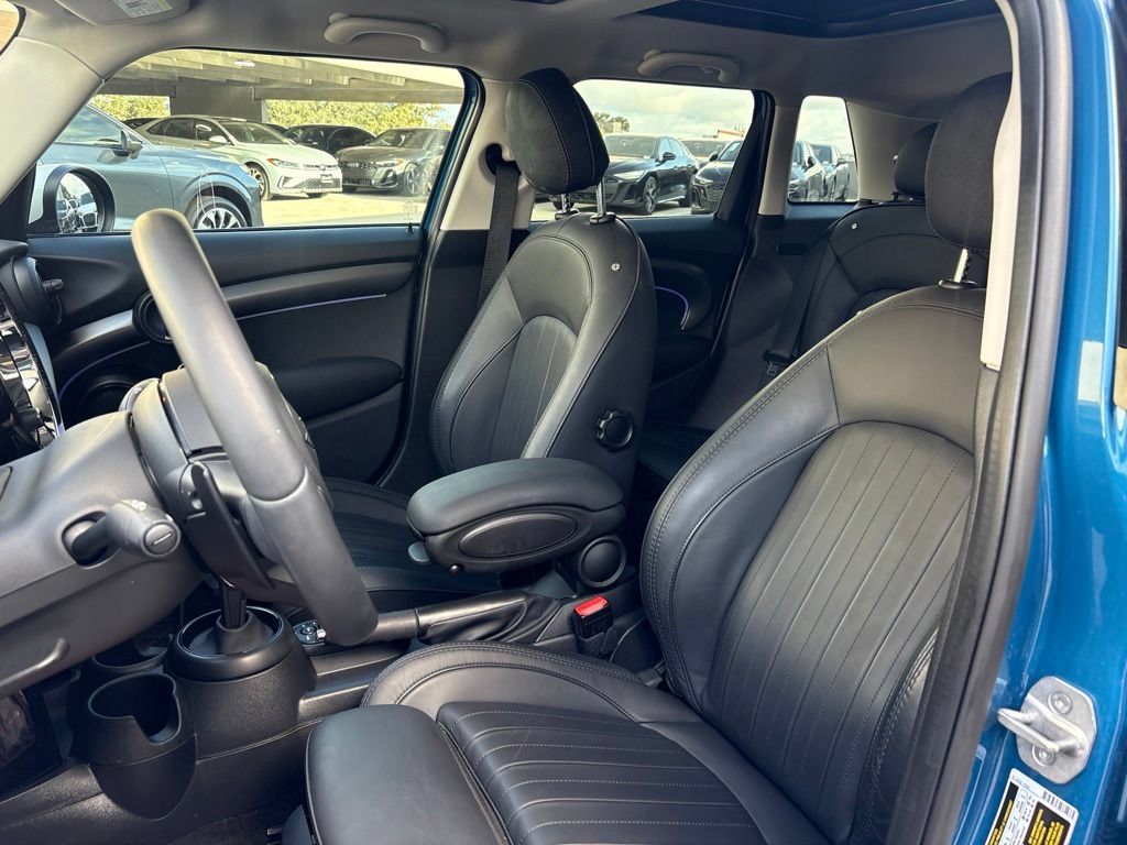 Used 2024 MINI Cooper S w/ Signature Upholstery Package FWD image 13