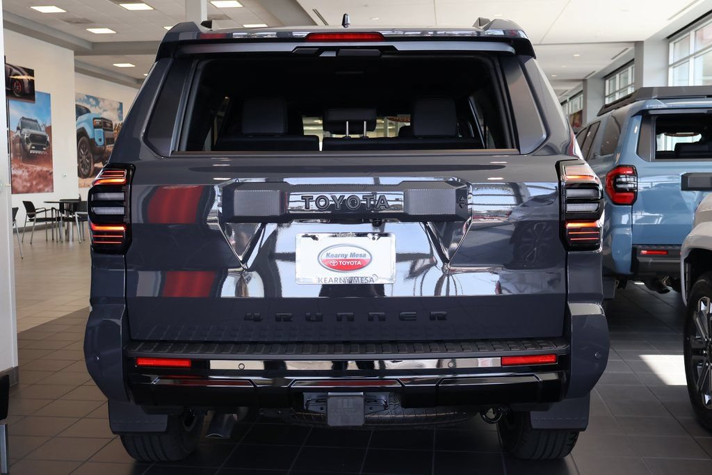 Used 2026 Toyota 4Runner TRD Sport Premium AWD/4WD image 3
