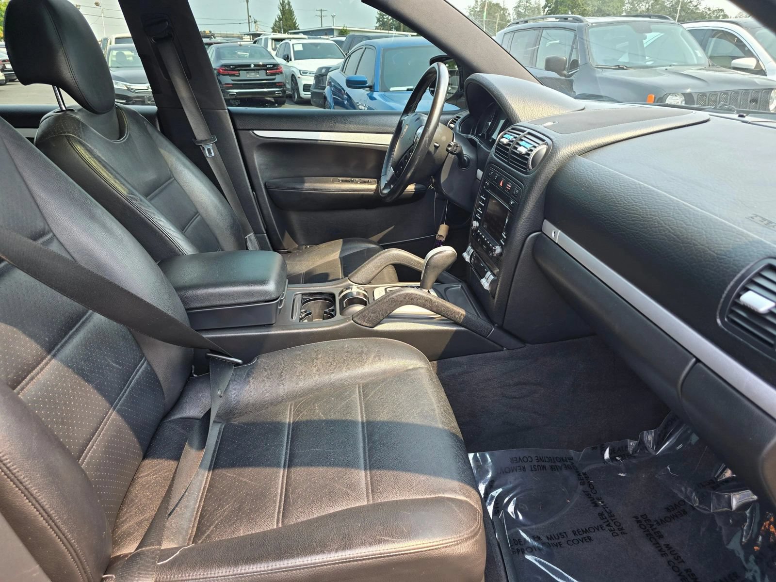 Used 2010 Porsche Cayenne AWD/4WD image 11