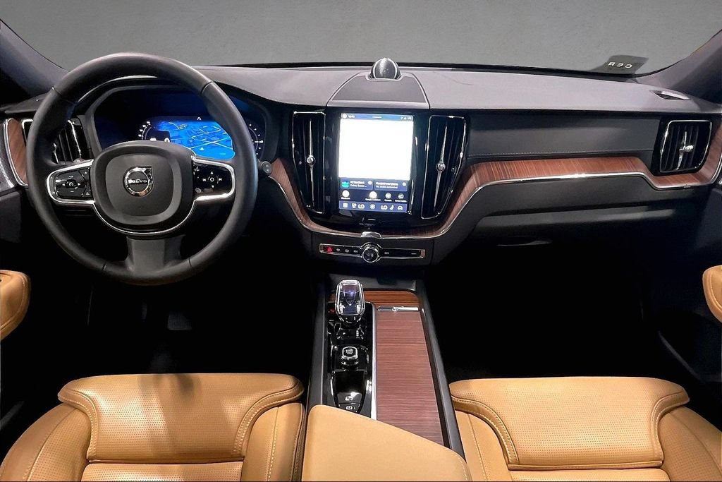 Certified 2024 Volvo XC60 T8 Ultimate w/ Protection Package Premier AWD/4WD image 8