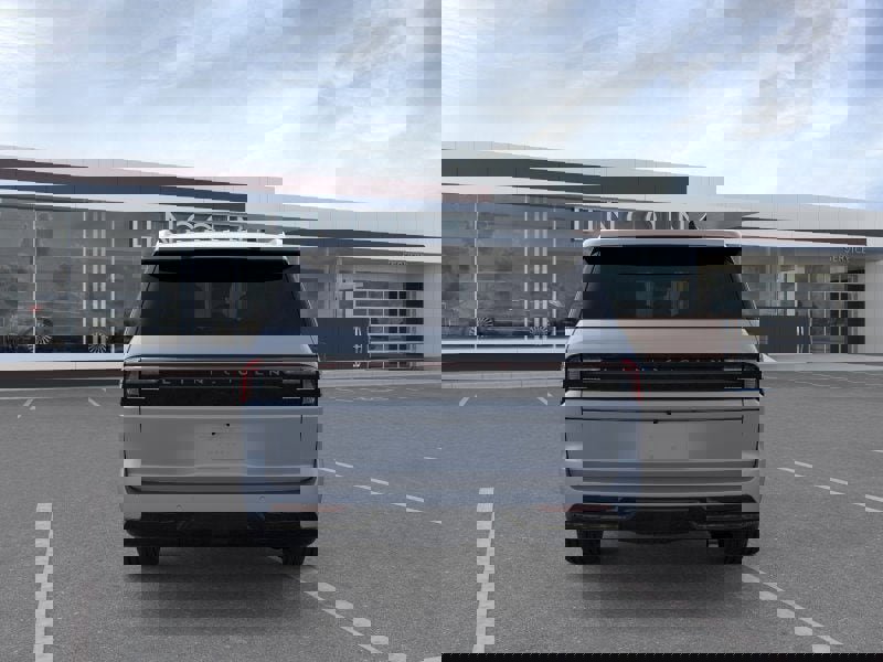 New 2026 Lincoln Navigator L Reserve image 5