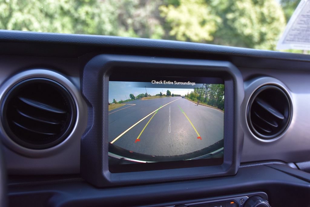 Used 2021 Jeep Wrangler Unlimited Sport AWD/4WD image 20