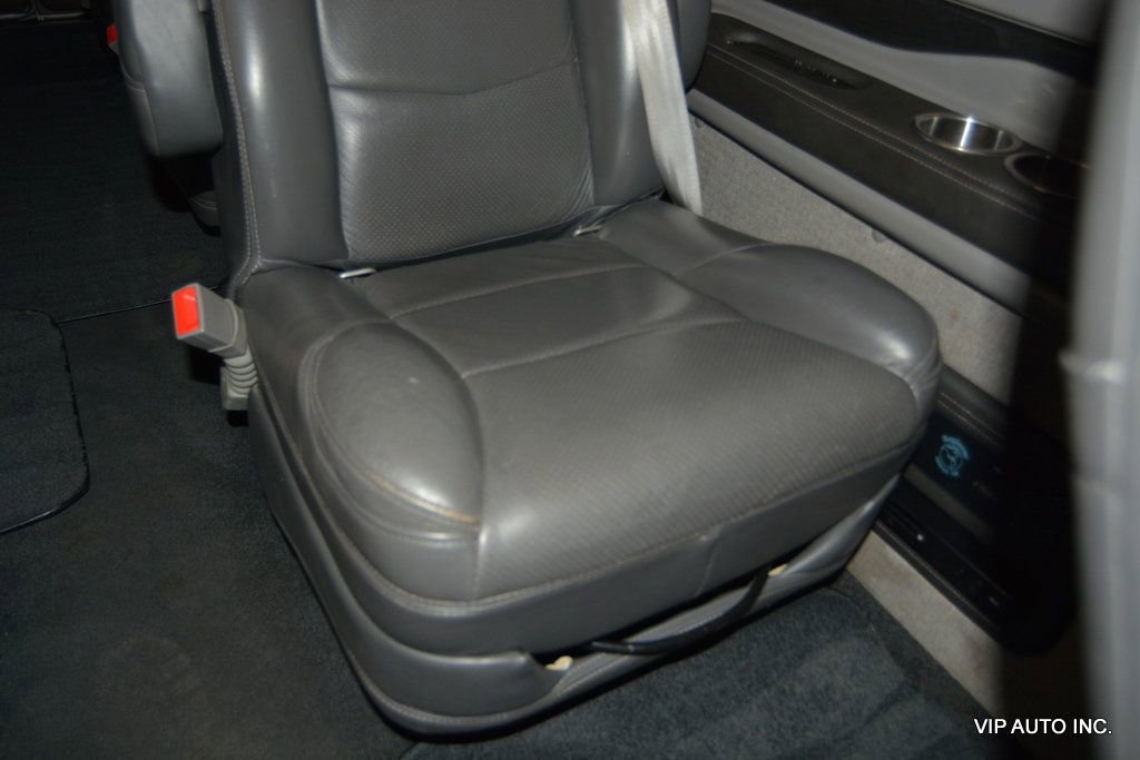 Used 2020 GMC Savana 2500 Extended w/ Enhanced Convenience Package image 30