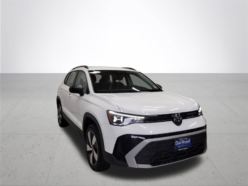 Certified 2025 Volkswagen Taos S AWD/4WD image 5