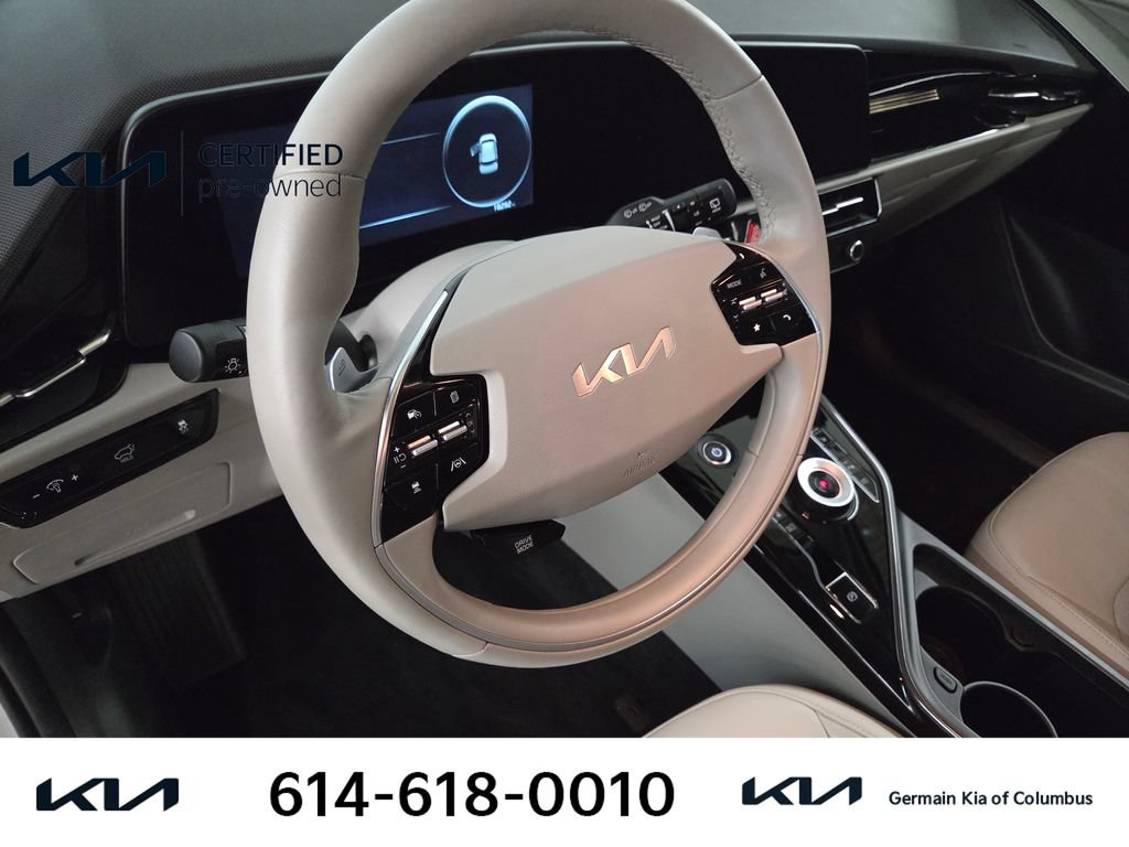 Certified 2023 Kia Niro Wind w/ Wind Preserve Package FWD image 17