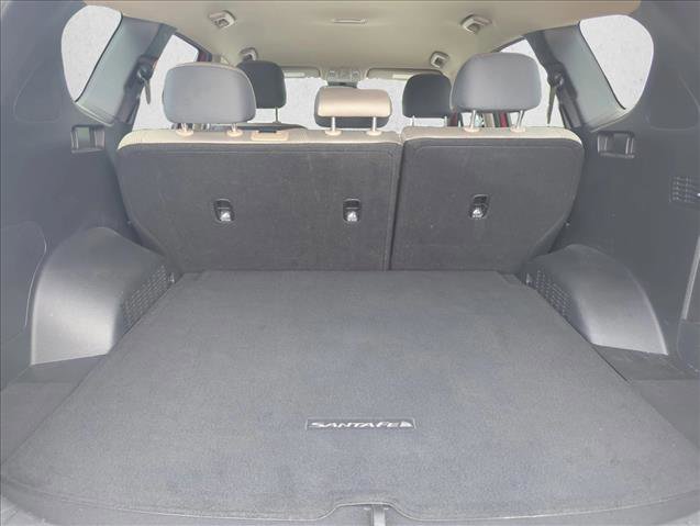 Used 2020 Hyundai Santa Fe SE w/ Cargo Package FWD image 6