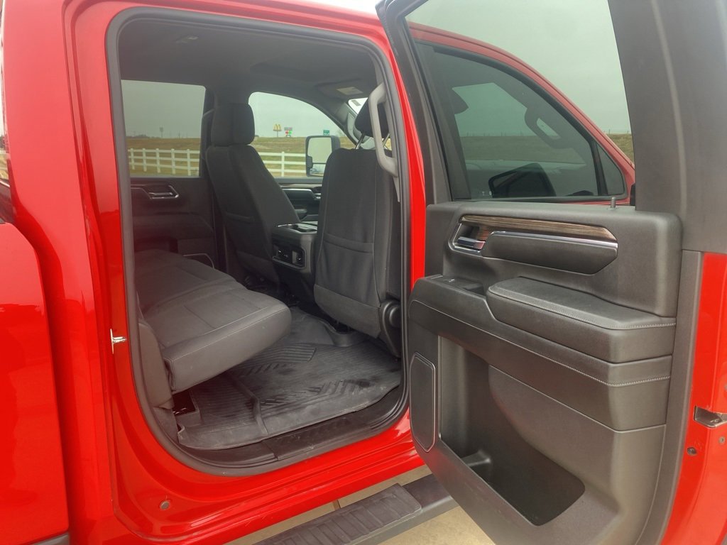 Used 2024 Chevrolet Silverado 2500 LT image 14