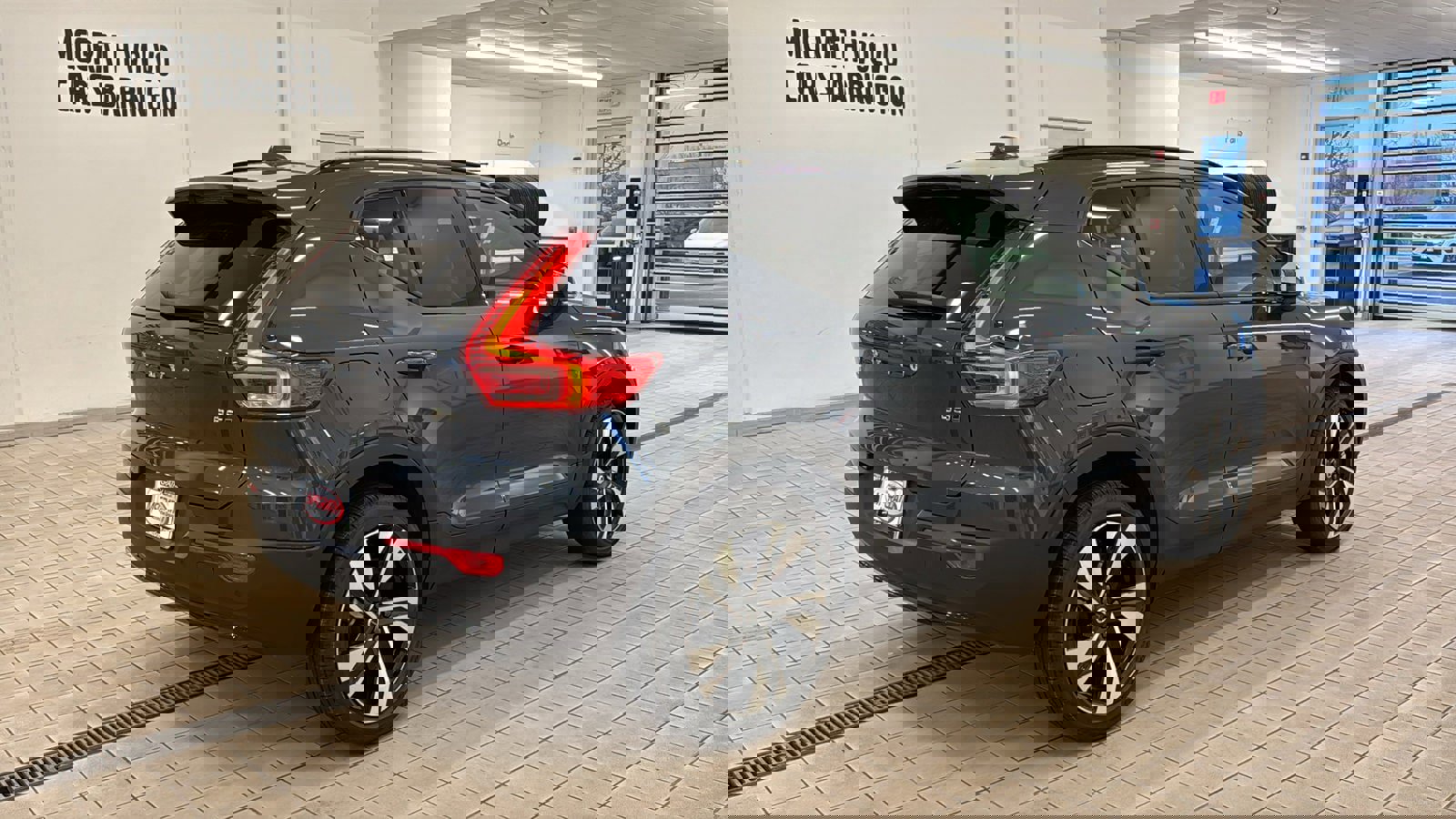 New 2026 Volvo XC40 B5 Plus w/ Climate Package image 5