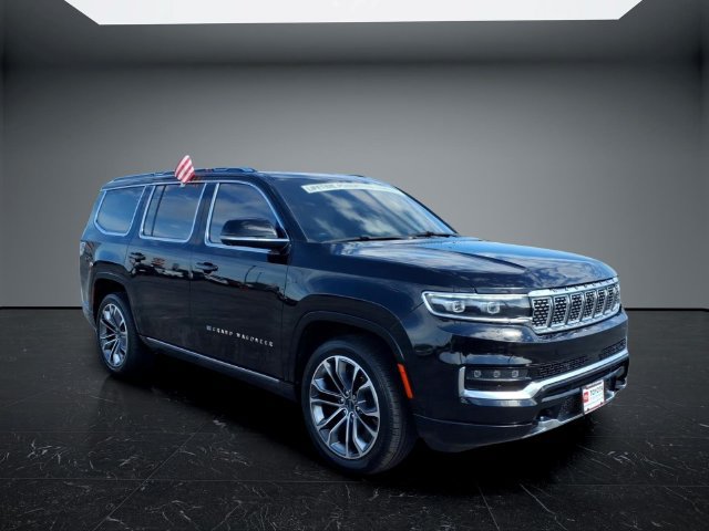 Used 2022 Jeep Grand Wagoneer Series III w/ Rear Seat Video Group 1 AWD/4WD image 5