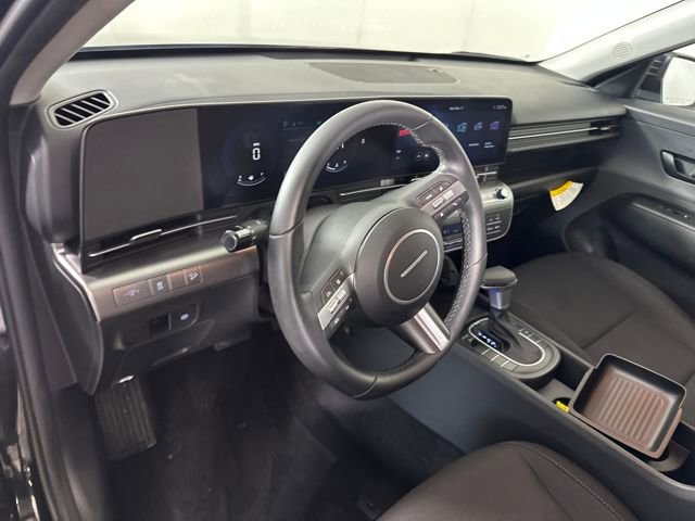 Used 2024 Hyundai Kona SEL image 13