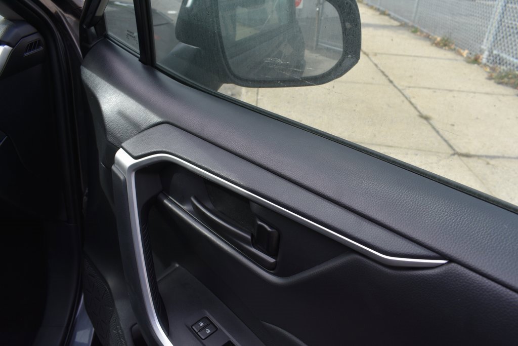 Used 2025 Toyota RAV4 LE image 22