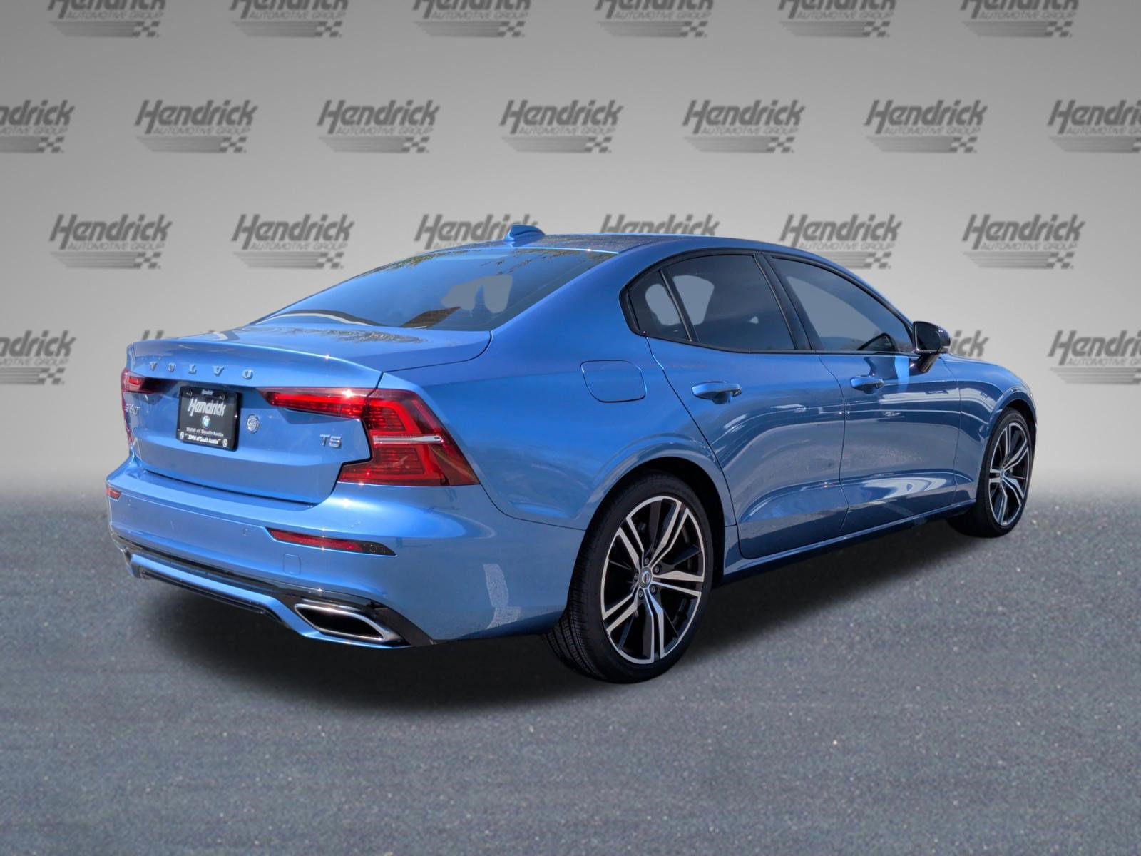 Used 2021 Volvo S60 T5 R-Design image 7