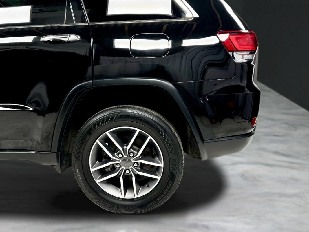 Used 2021 Jeep Grand Cherokee Limited AWD/4WD image 11