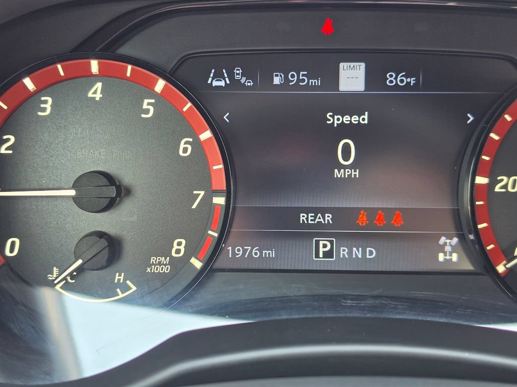 Used 2025 Nissan Frontier PRO-4X w/ Pro Premium Package AWD/4WD image 10