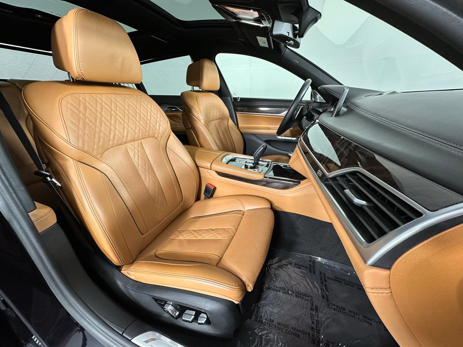 Used 2018 BMW 750i xDrive AWD/4WD image 18