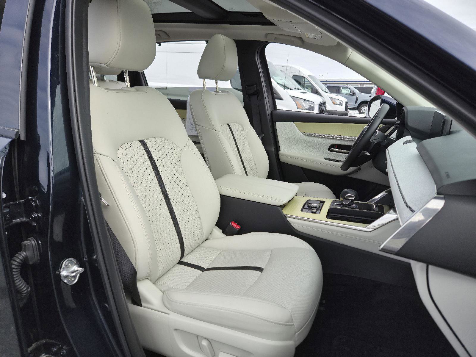 Used 2025 MAZDA CX-90 3.3 Turbo S w/ Premium Plus image 16