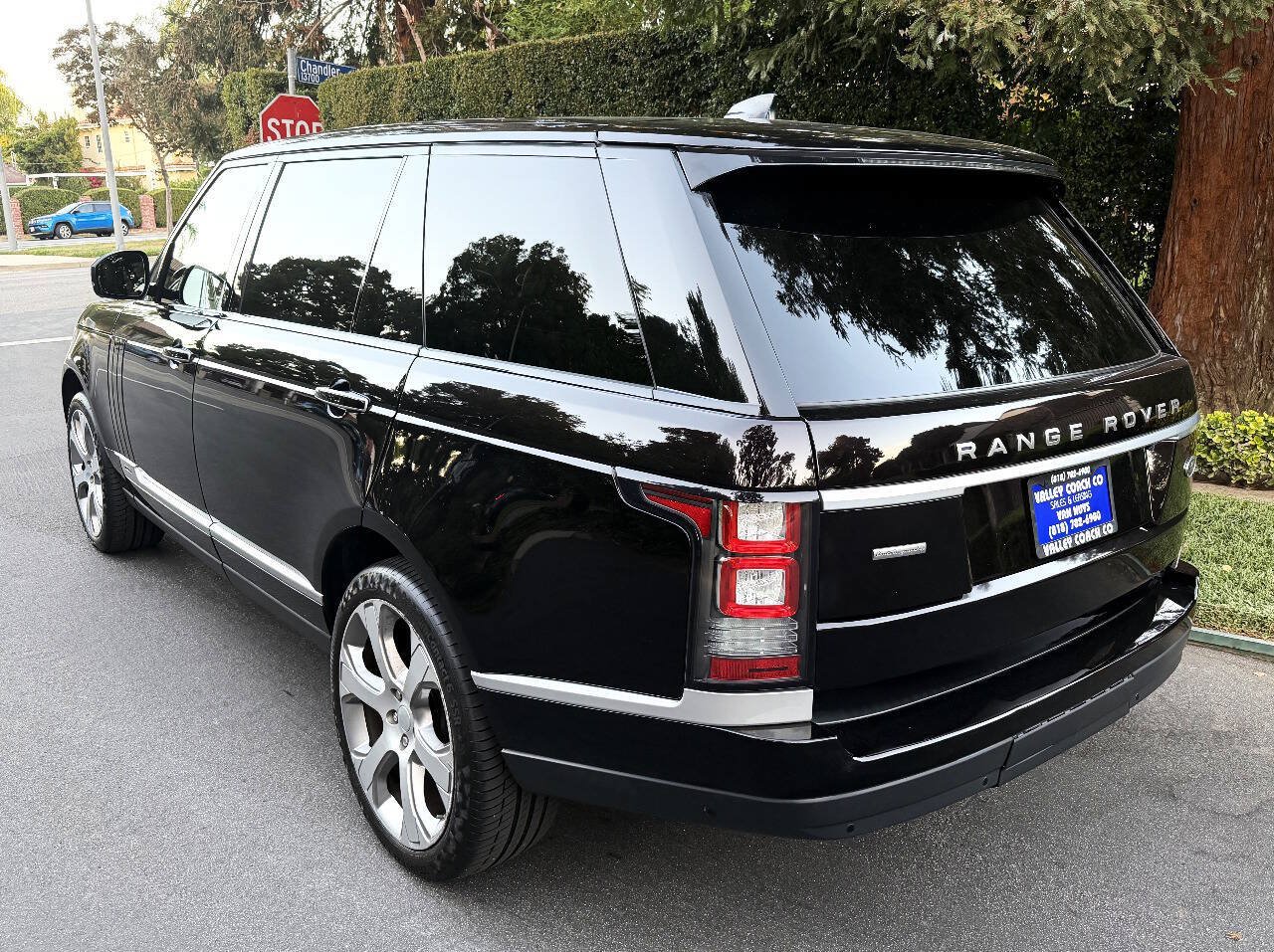 Used 2017 Land Rover Range Rover Long Wheelbase Autobiography AWD/4WD image 4