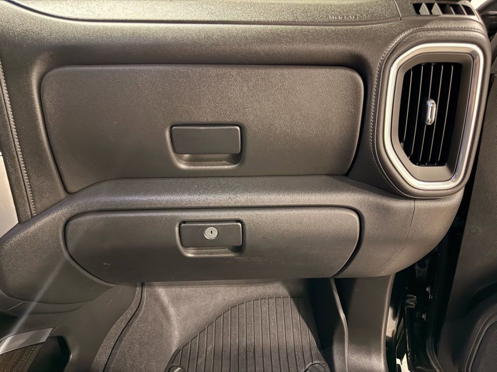 Used 2020 Chevrolet Silverado 1500 LT Trail Boss w/ Midnight Edition image 29