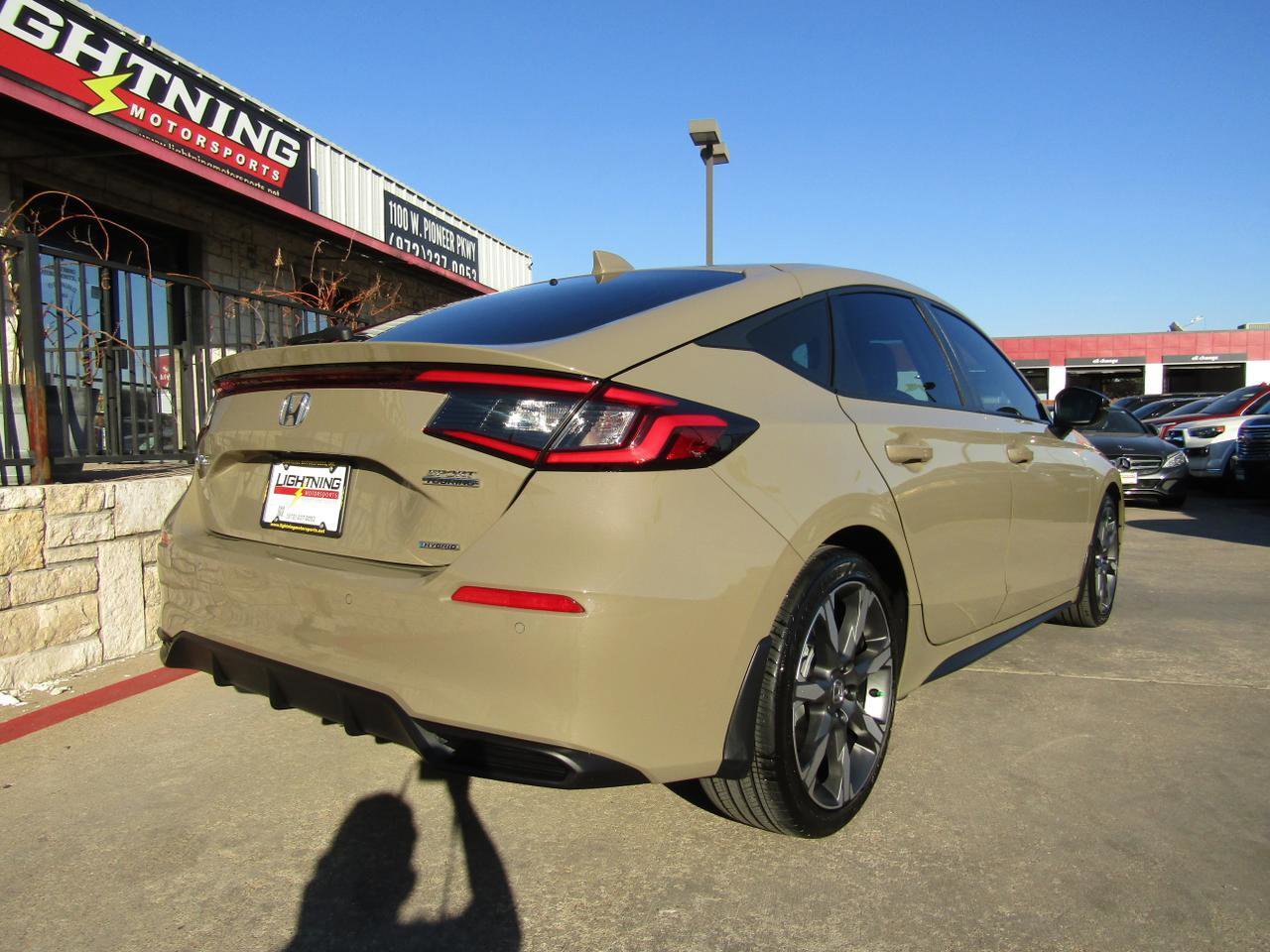 Used 2025 Honda Civic Sport Touring image 4
