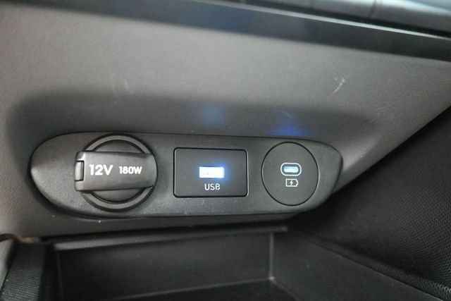Used 2024 Hyundai Elantra SEL FWD image 26