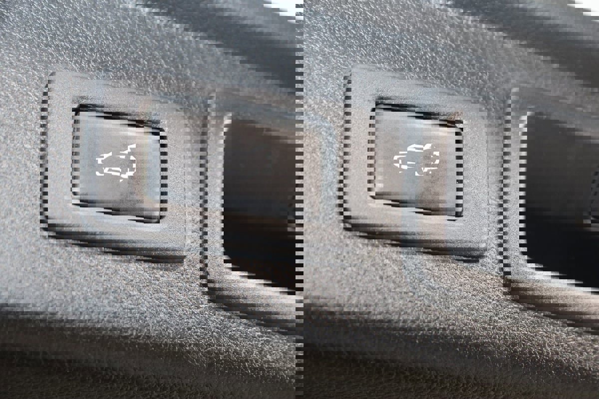 Used 2014 Subaru Forester 2.5i Limited image 43