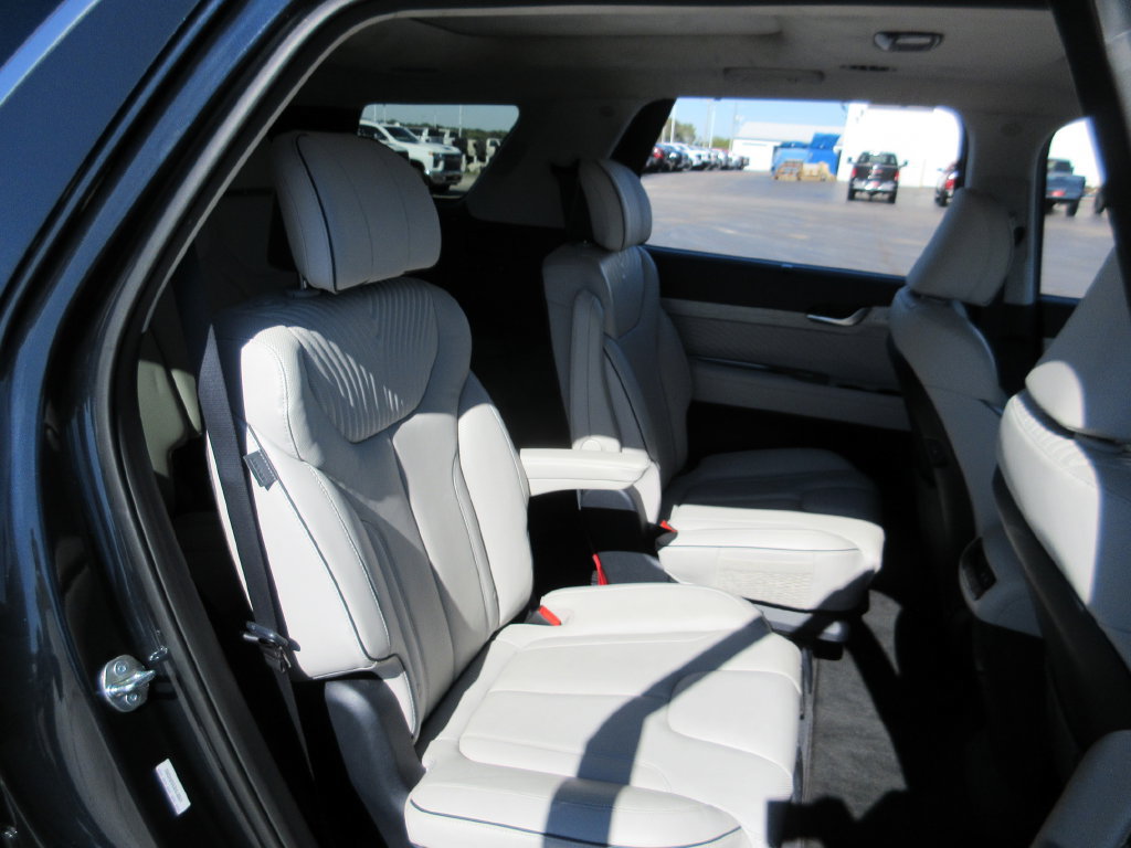 Used 2025 Hyundai Palisade Calligraphy AWD/4WD image 25