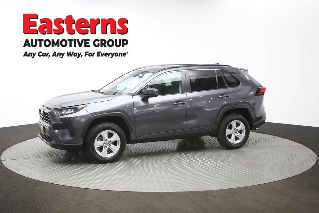 Used 2021 Toyota RAV4 LE image 57
