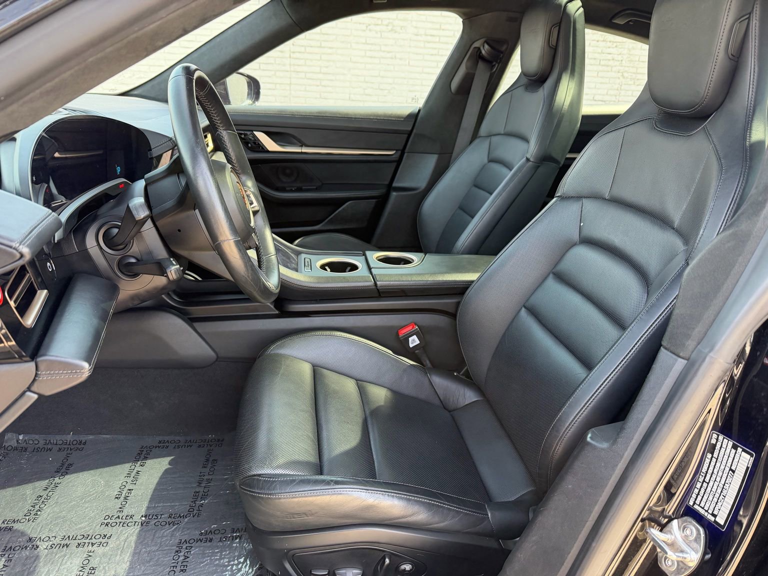 Used 2020 Porsche Taycan Turbo image 19