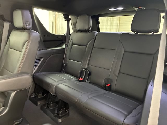 Used 2023 Chevrolet Tahoe High Country AWD/4WD image 18