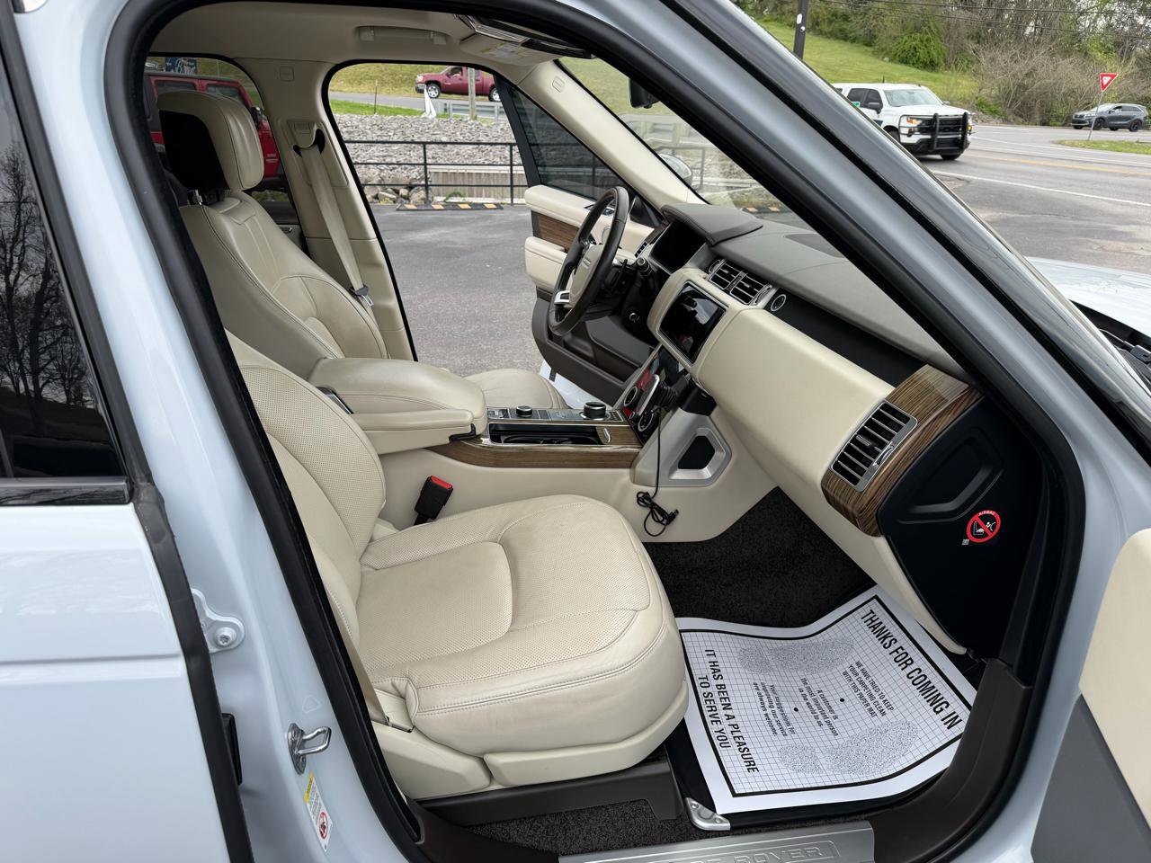Used 2018 Land Rover Range Rover HSE AWD/4WD image 15