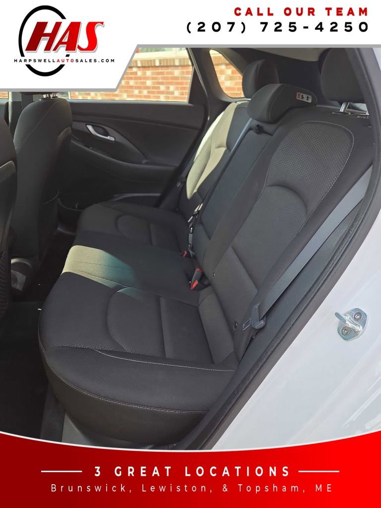 Used 2018 Hyundai Elantra GT w/ Style Package 02 FWD image 6
