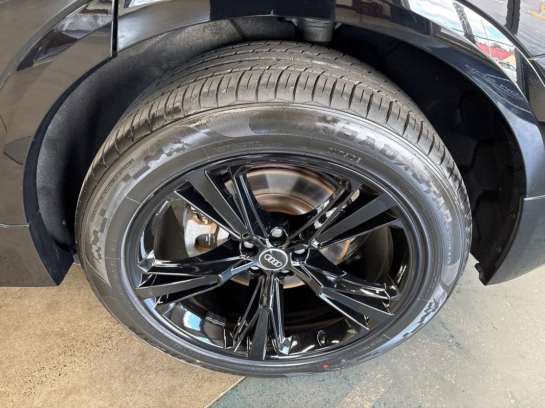 Used 2021 Audi Q8 Premium Plus image 25