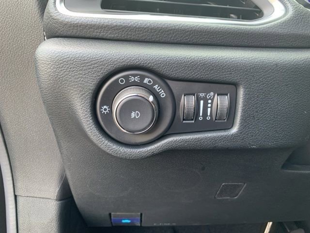 New 2026 Chrysler Pacifica Limited w/ S Appearance Package image 13