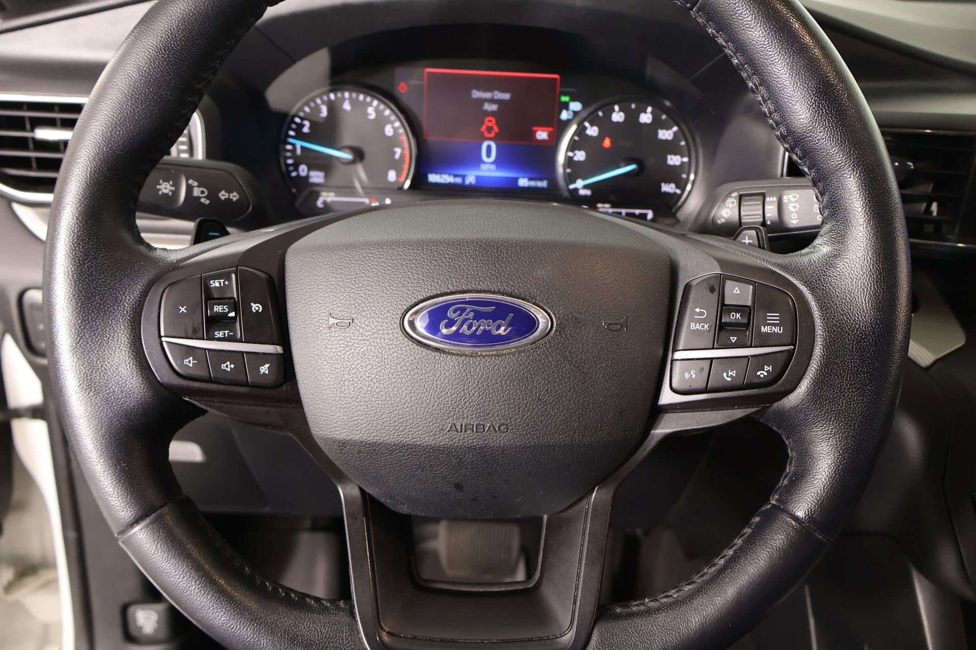 Used 2020 Ford Explorer XLT w/ Equipment Group 202A image 3