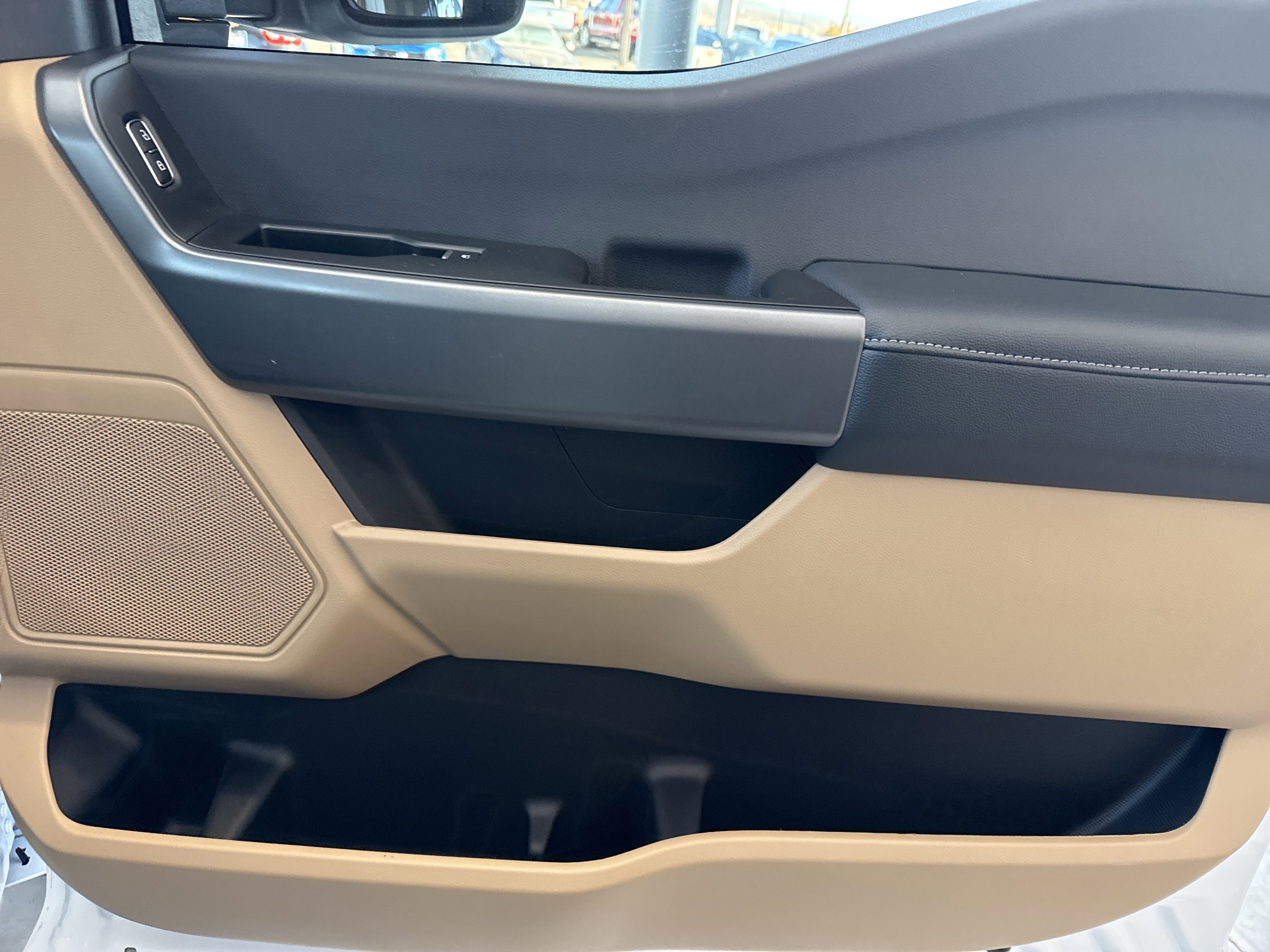 New 2026 Ford F350 XLT w/ FX4 Off-Road Package image 18