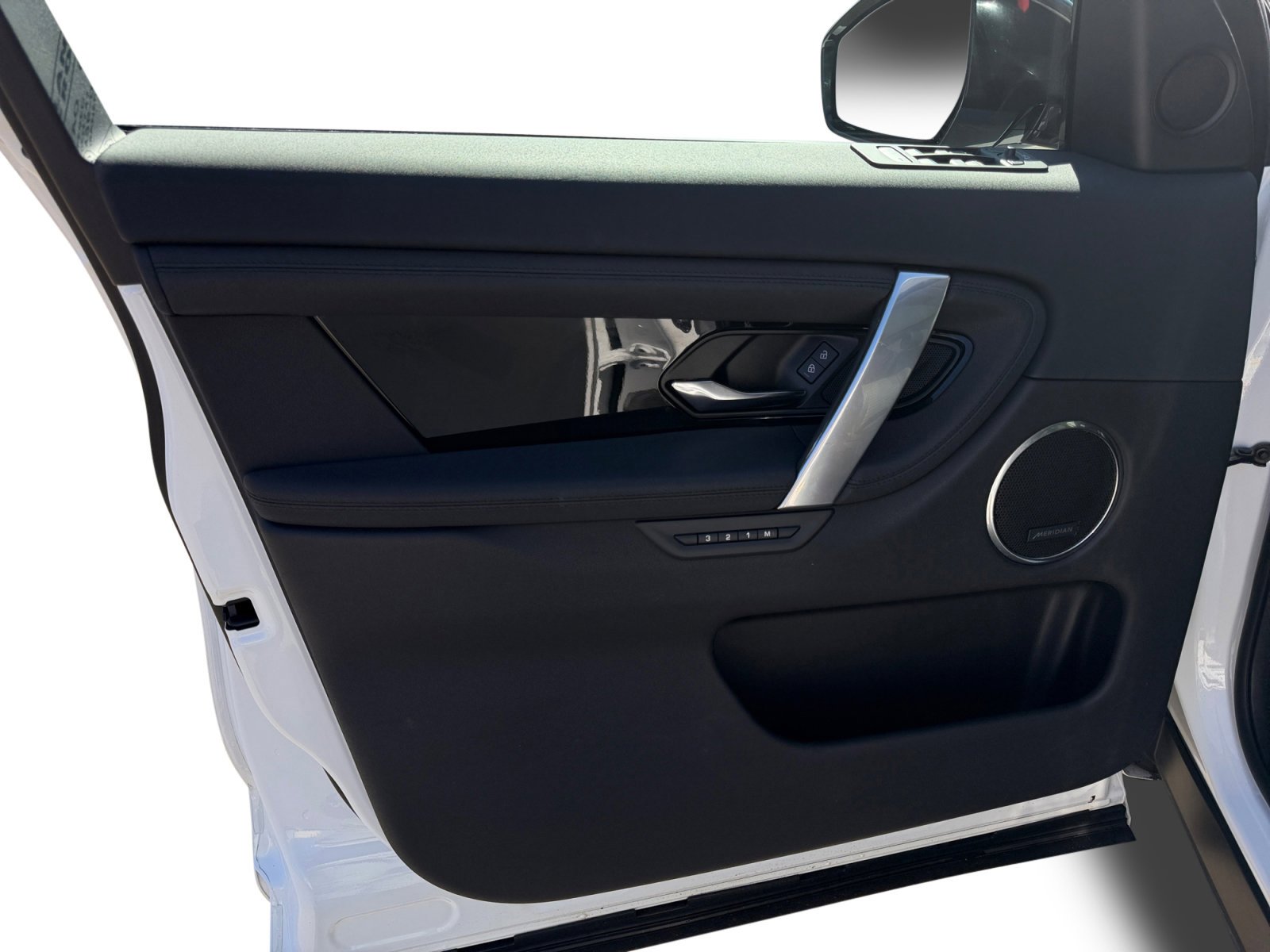 Used 2024 Land Rover Discovery Sport S image 12