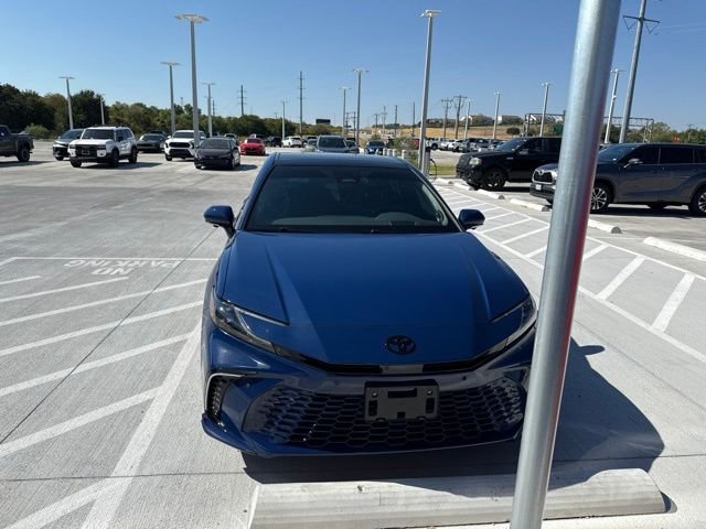 Used 2025 Toyota Camry XSE w/ Premium Plus Package FWD image 3