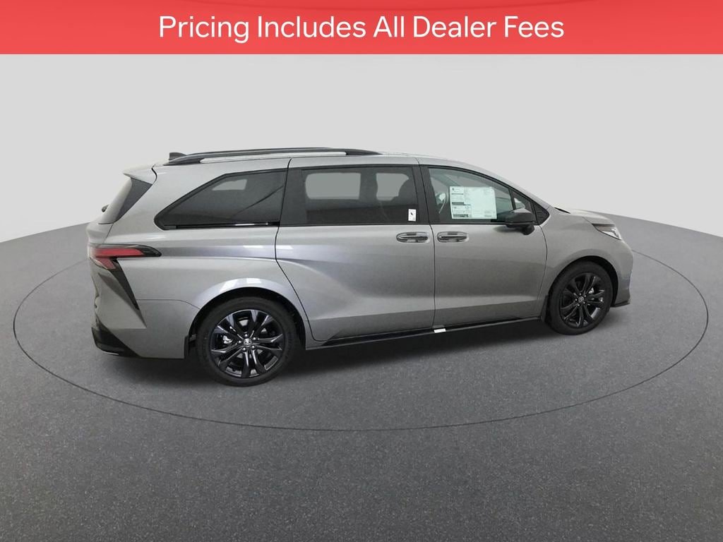 New 2026 Toyota Sienna XSE FWD image 11