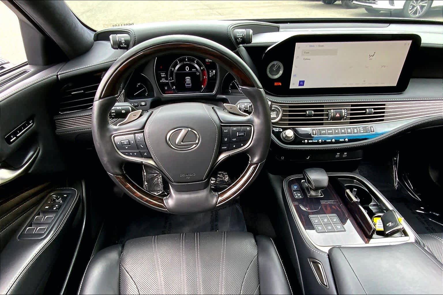 Used 2023 Lexus LS 500 AWD w/ Interior Upgrade Package image 6