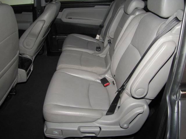 Certified 2018 Honda Odyssey EX-L image 13