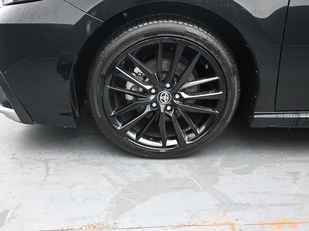 Used 2023 Toyota Camry XSE image 13