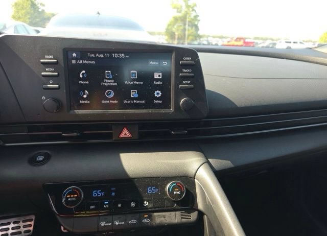 Used 2026 Hyundai Elantra Sport FWD image 12