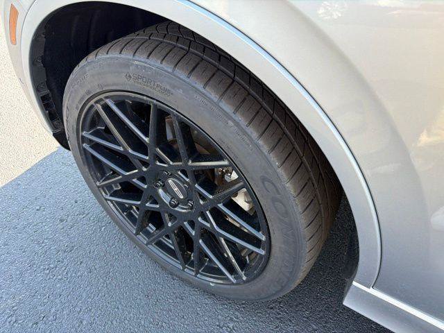 Used 2021 Lincoln Aviator Black Label w/ Class IV Trailer Tow Package AWD/4WD image 39