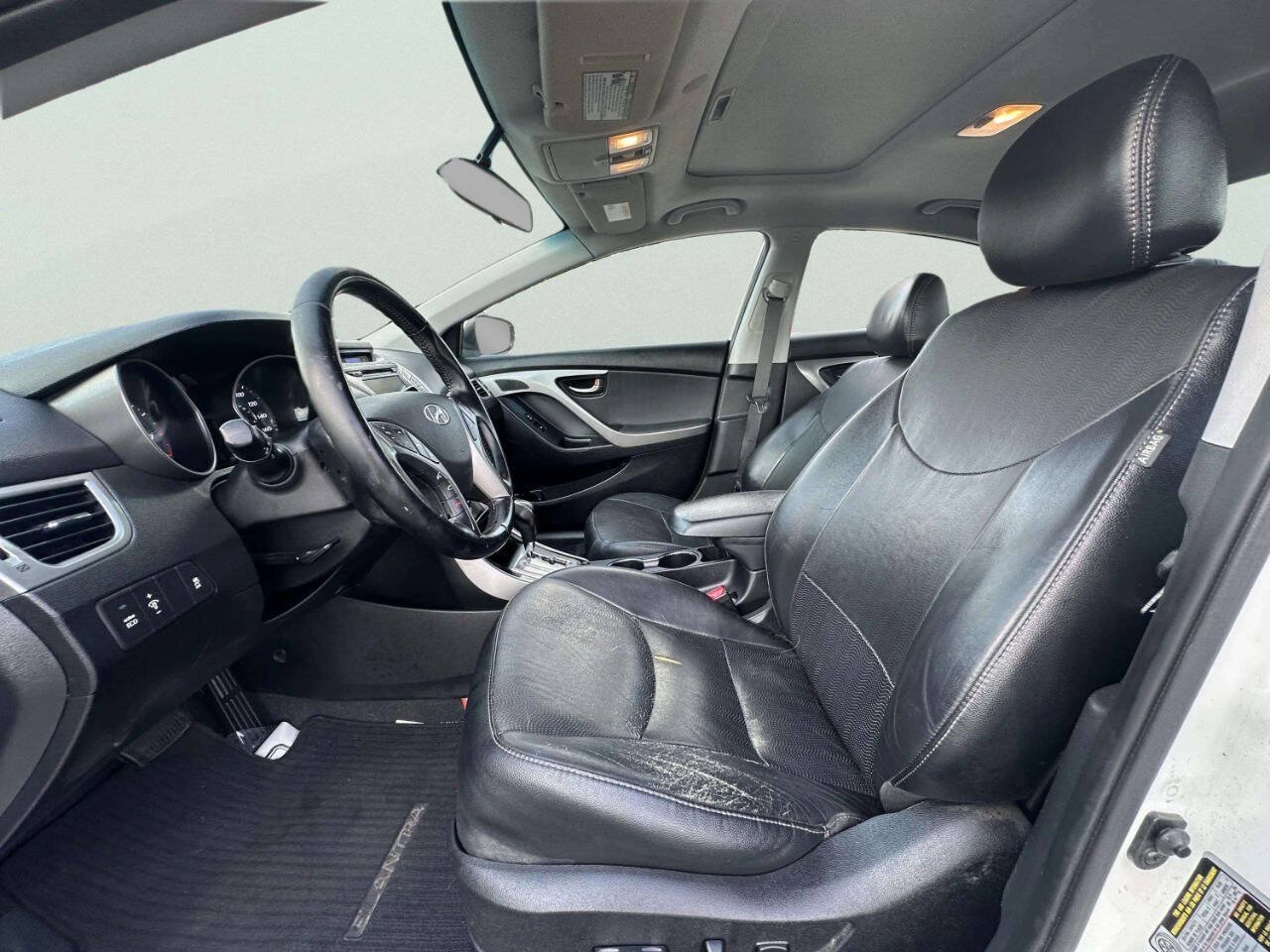 Used 2013 Hyundai Elantra Limited w/ Technology Pkg FWD image 13
